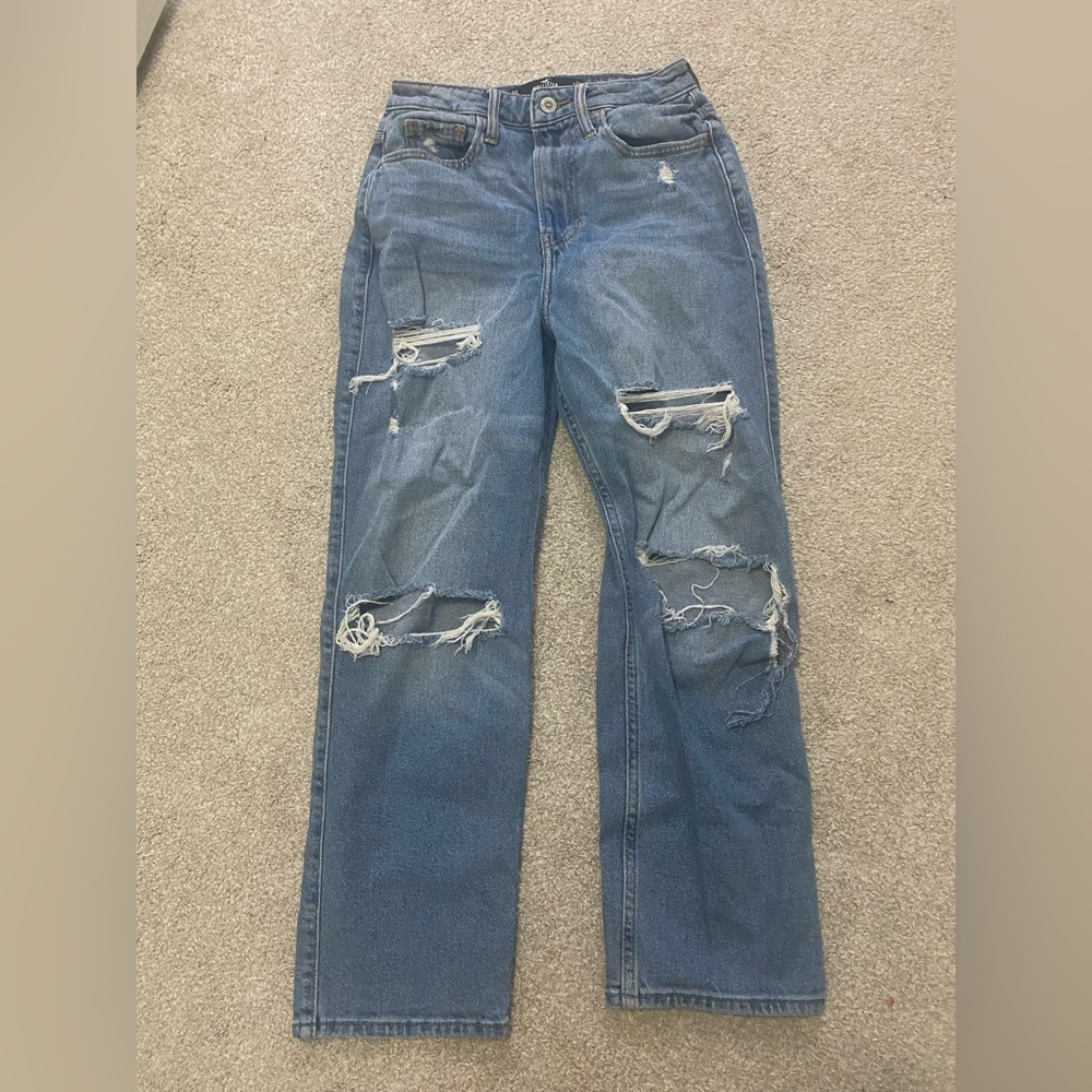 Hollister vintage high-waisted straight-leg blue jeans #highwaistedjeans